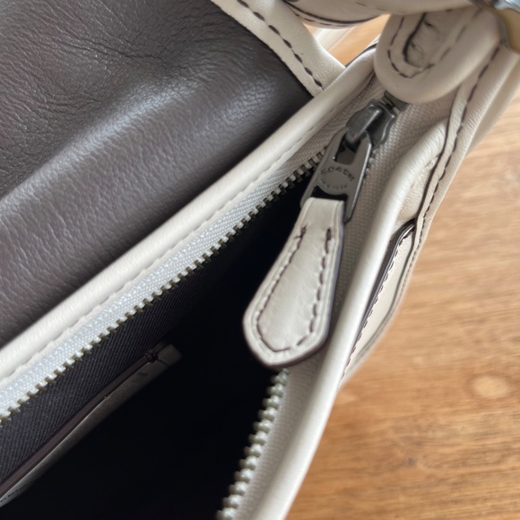 Coach Women's Saddle 18 Crossbody Bag White with Contrast Stitching A1780 57731 - Picture 5 of 7